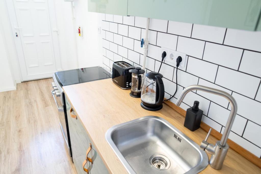Apartament Next To Famous Party House A38 Budapeszt